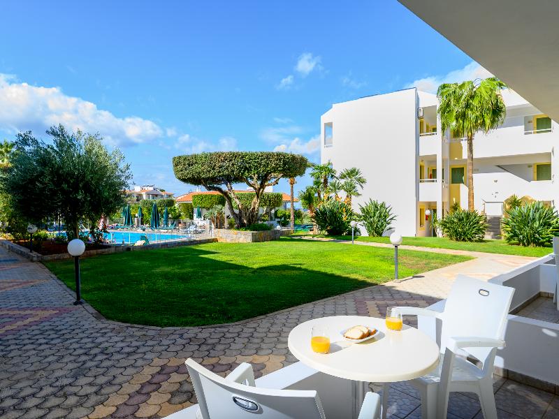 Nikolas Villas image
