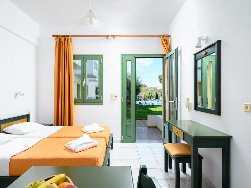 Nikolas Villas image