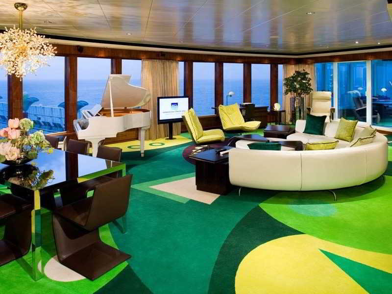 Norwegian Jade Cruise Ship