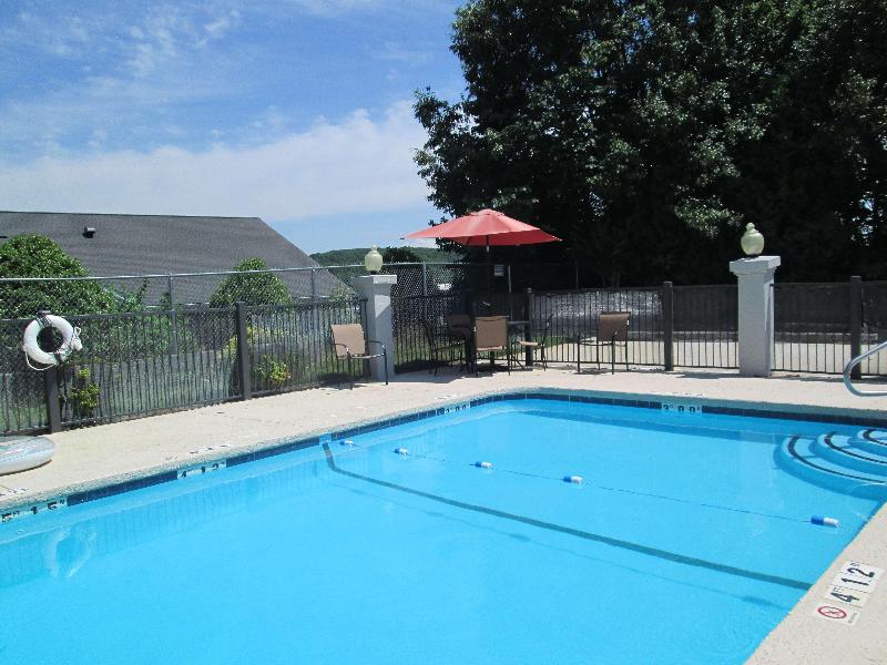 SureStay Plus Hotel by Best Western Asheboro image