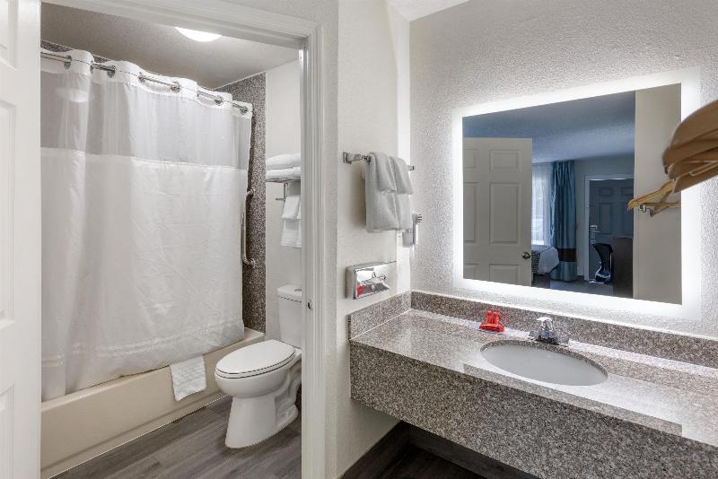 SureStay Plus Hotel by Best Western Asheboro image