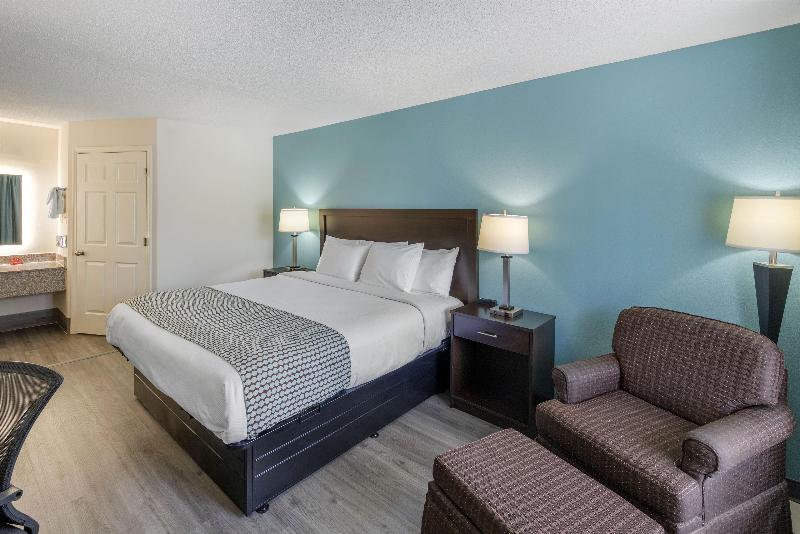 SureStay Plus Hotel by Best Western Asheboro image
