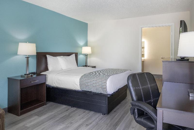 SureStay Plus Hotel by Best Western Asheboro image