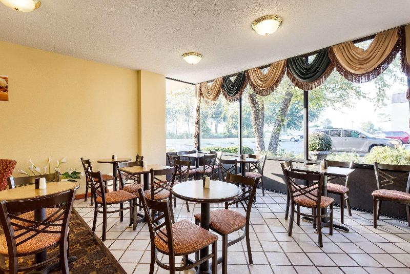 Quality Inn Blytheville I-55 image
