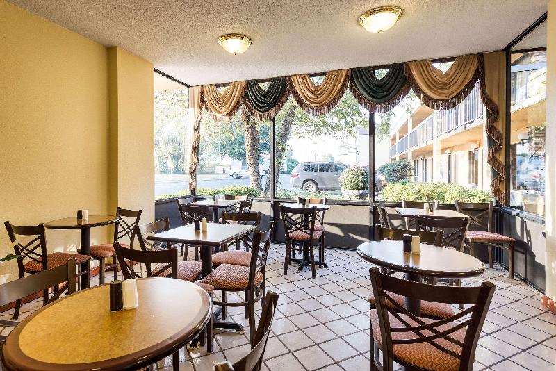 Quality Inn Blytheville I-55 image