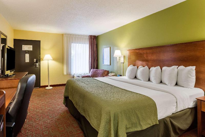 Quality Inn Blytheville I-55 image