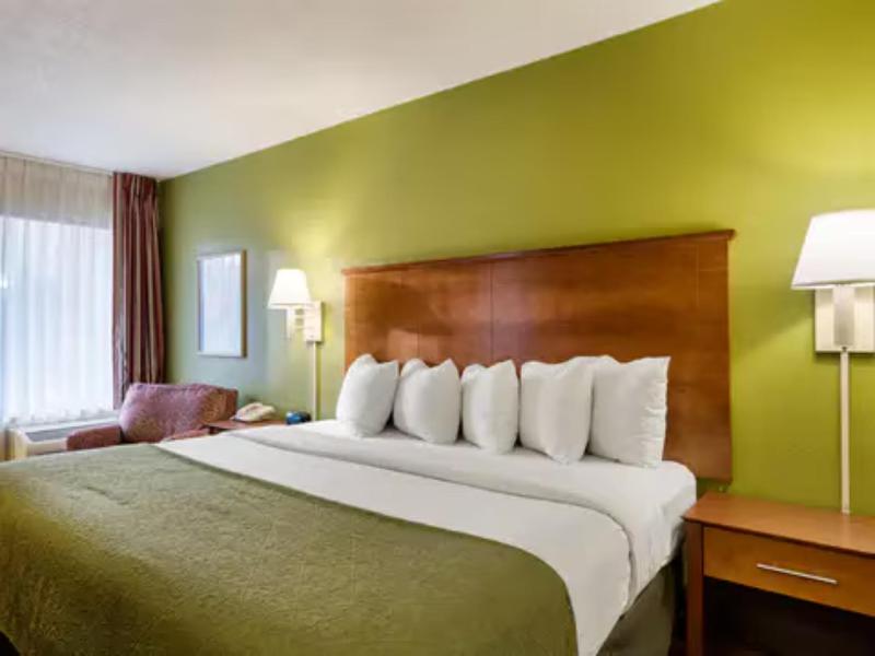 Quality Inn Blytheville I-55 image
