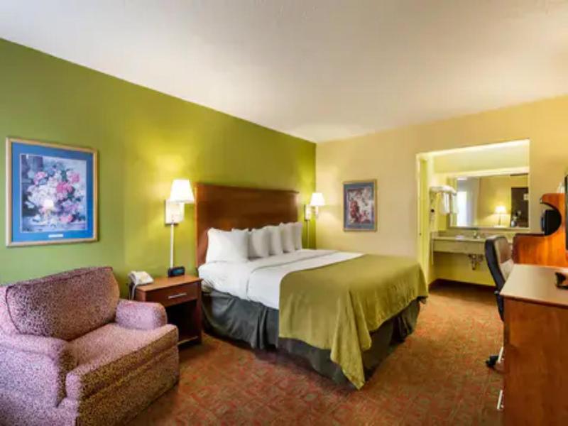 Quality Inn Blytheville I-55 image