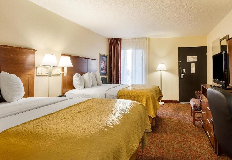 Quality Inn Blytheville I-55 image