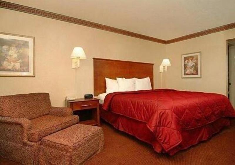 Quality Inn Blytheville I-55 image