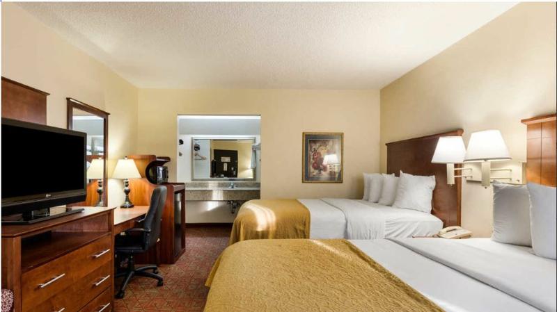 Quality Inn Blytheville I-55 image