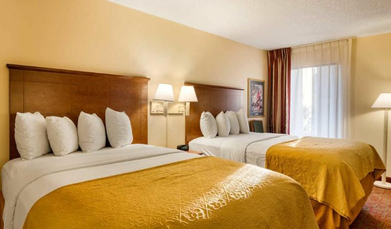Quality Inn Blytheville I-55 image