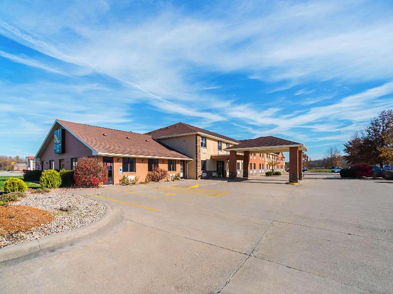 Quality Inn Carbondale University Area image