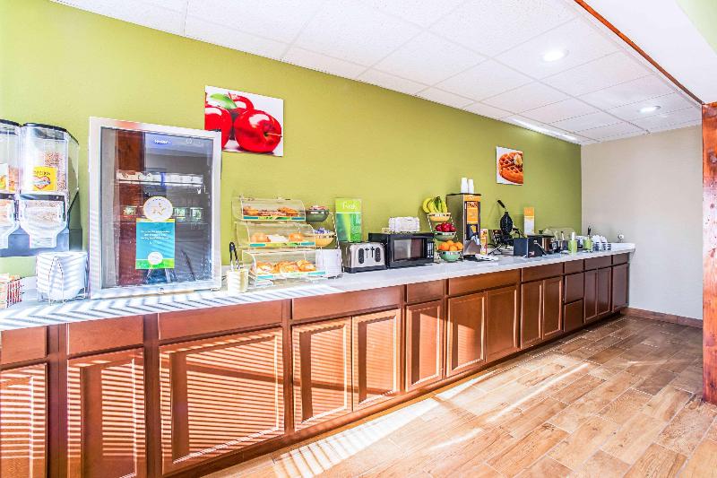 Quality Inn Carbondale University Area image