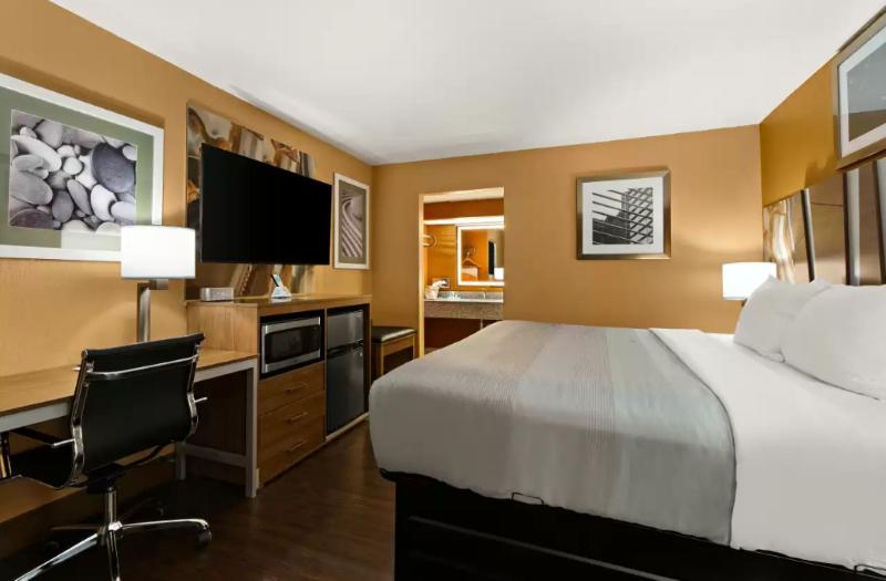 Quality Inn  & Suites Corinth West image