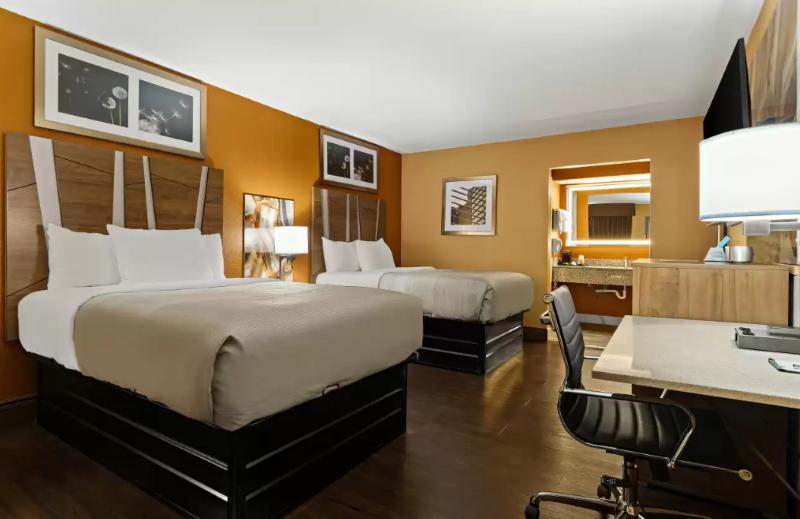 Quality Inn  & Suites Corinth West image