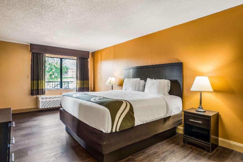Quality Inn  & Suites Corinth West image
