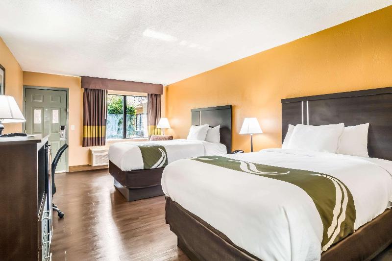 Quality Inn  & Suites Corinth West image