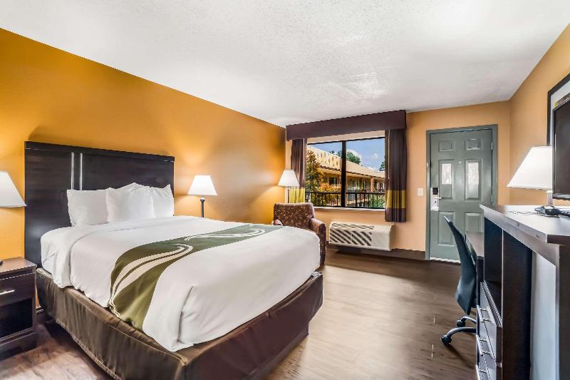 Quality Inn  & Suites Corinth West image