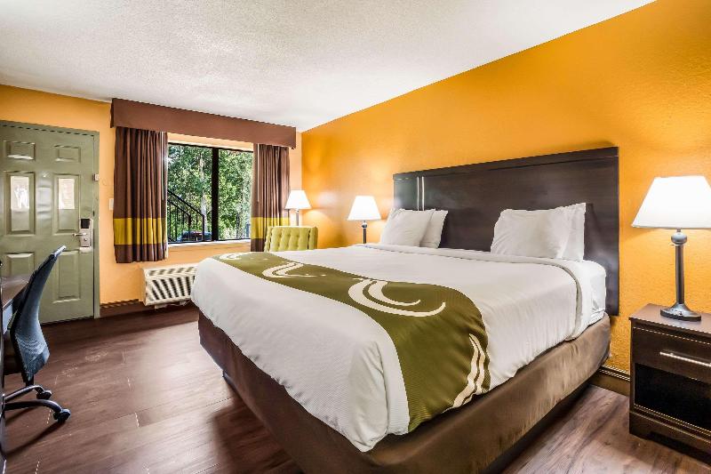 Quality Inn  & Suites Corinth West image