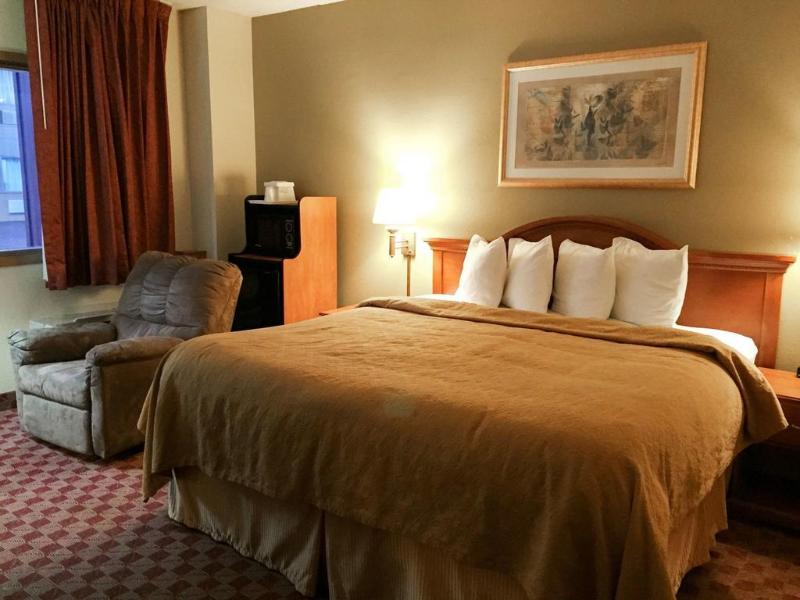 Badlands Inn & Suites image