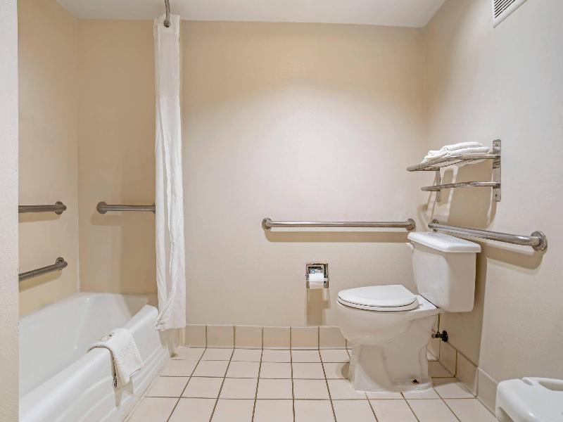 Quality Inn image