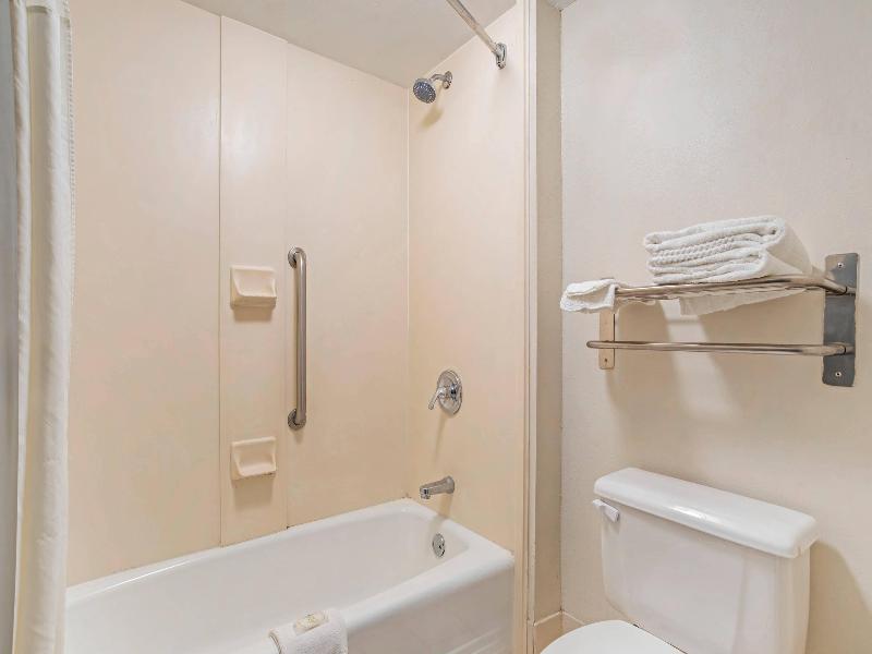 Quality Inn image