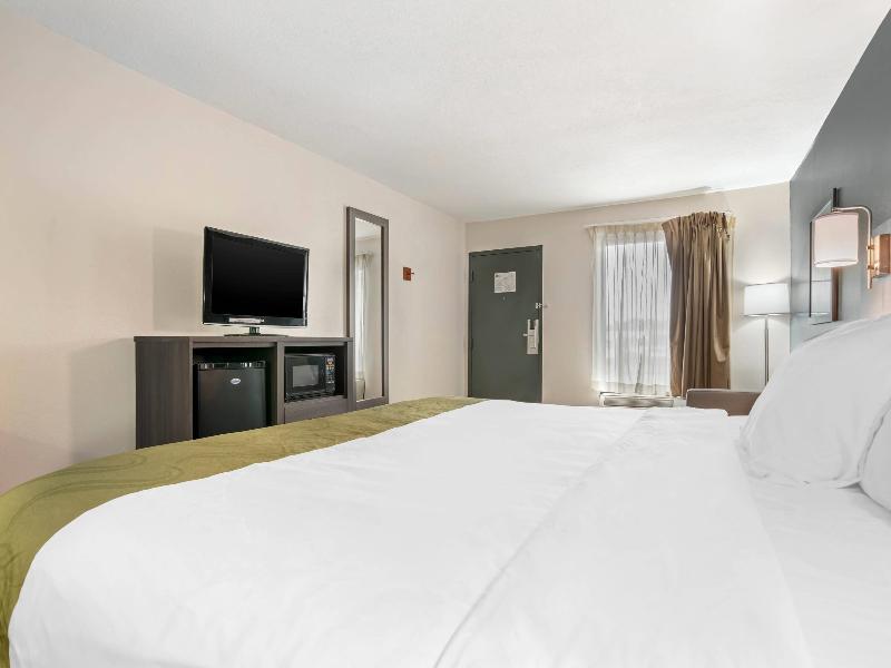 Quality Inn image