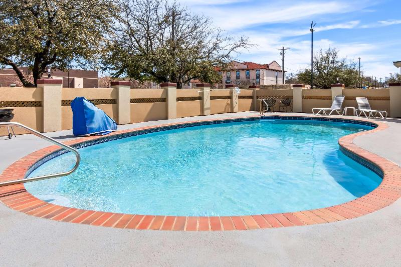 Quality Inn & Suites - Granbury image