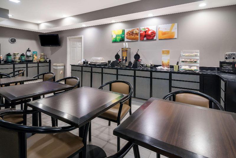 Quality Inn & Suites - Granbury image