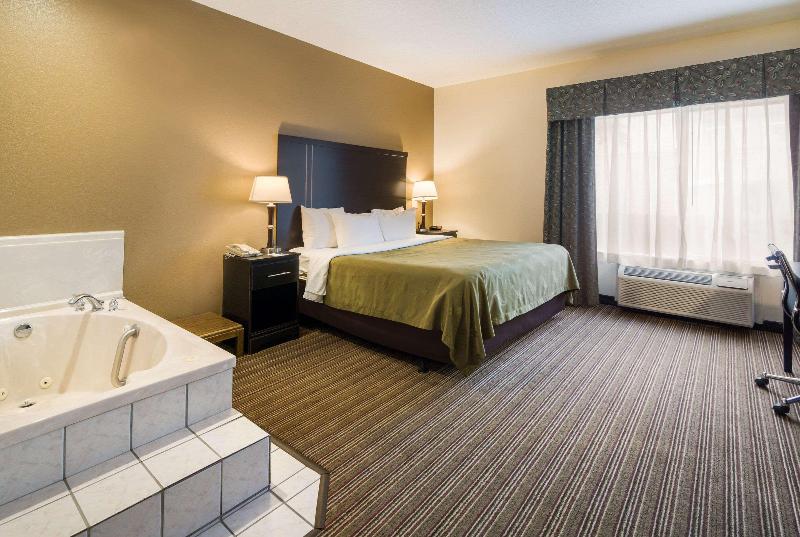 Quality Inn & Suites - Granbury image