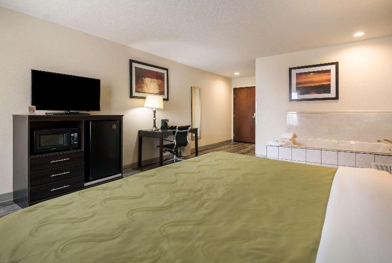 Quality Inn & Suites - Granbury image
