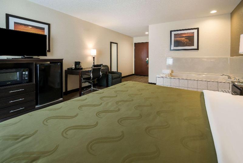 Quality Inn & Suites - Granbury image