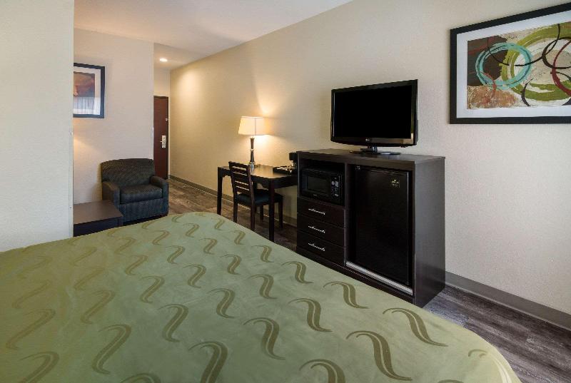 Quality Inn & Suites - Granbury image
