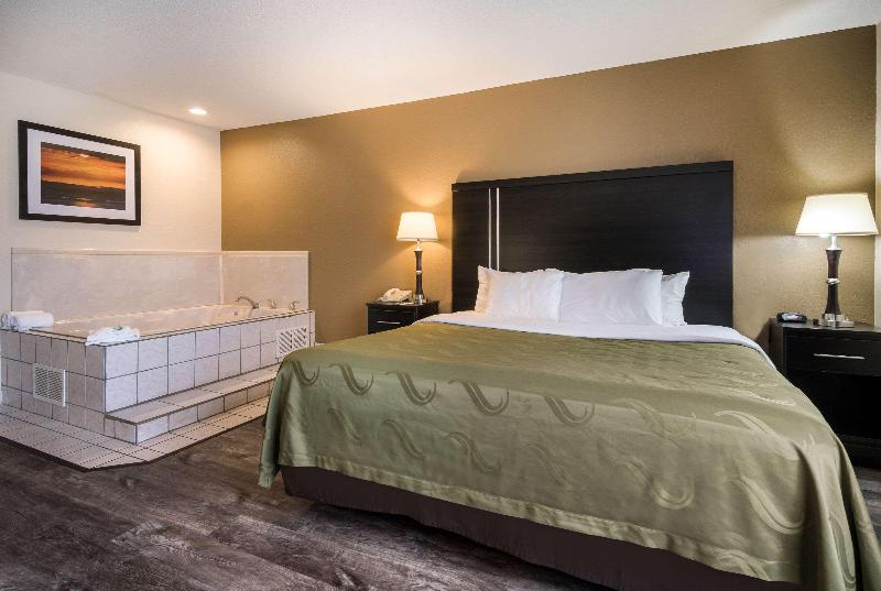 Quality Inn & Suites - Granbury image