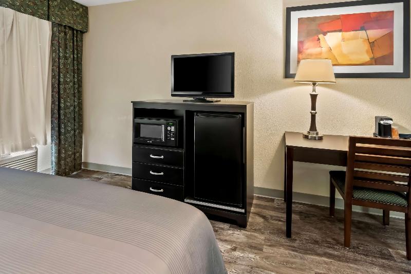 Quality Inn & Suites - Granbury image