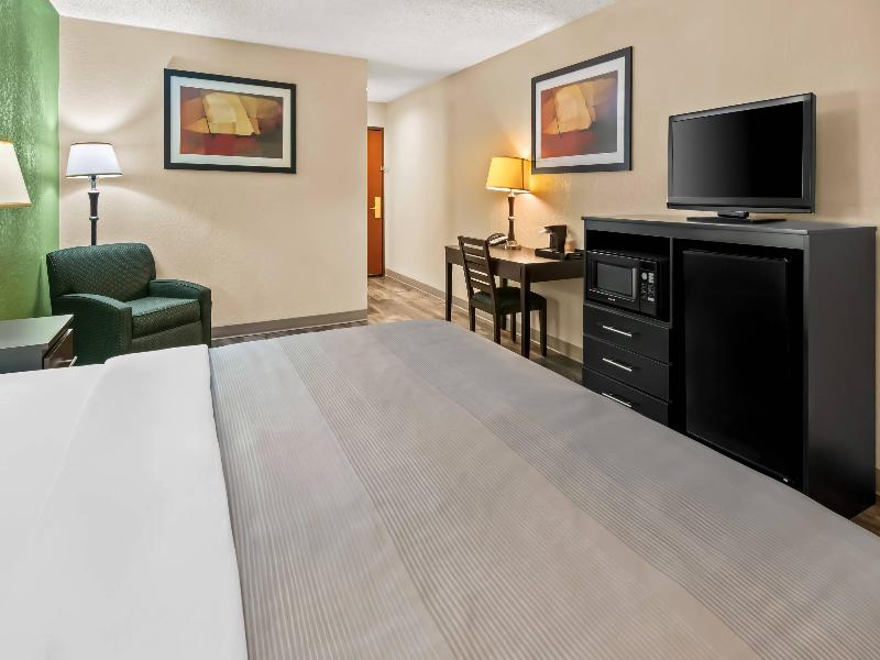 Quality Inn & Suites - Granbury image
