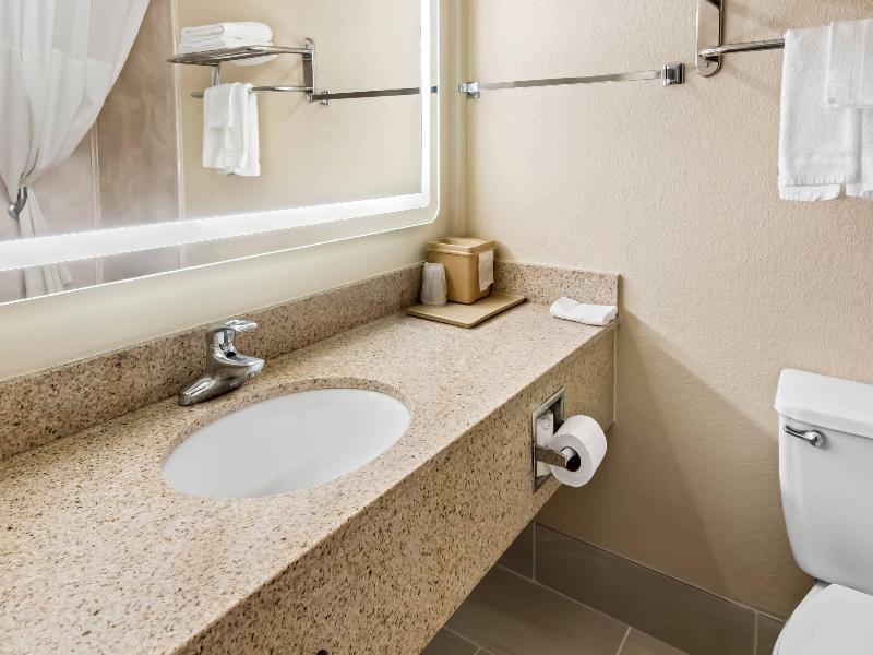 Quality Inn & Suites - Granbury image