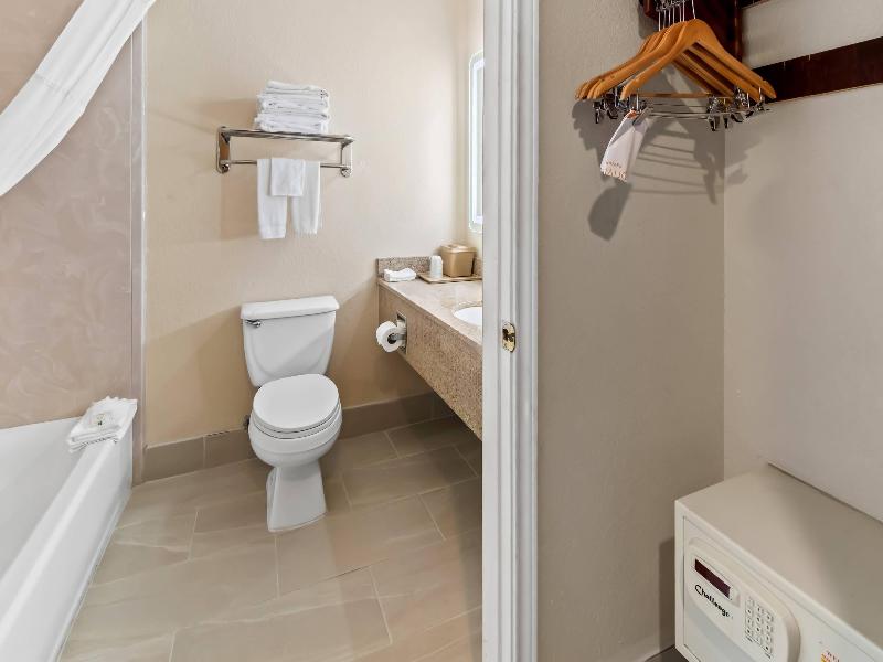 Quality Inn & Suites - Granbury image