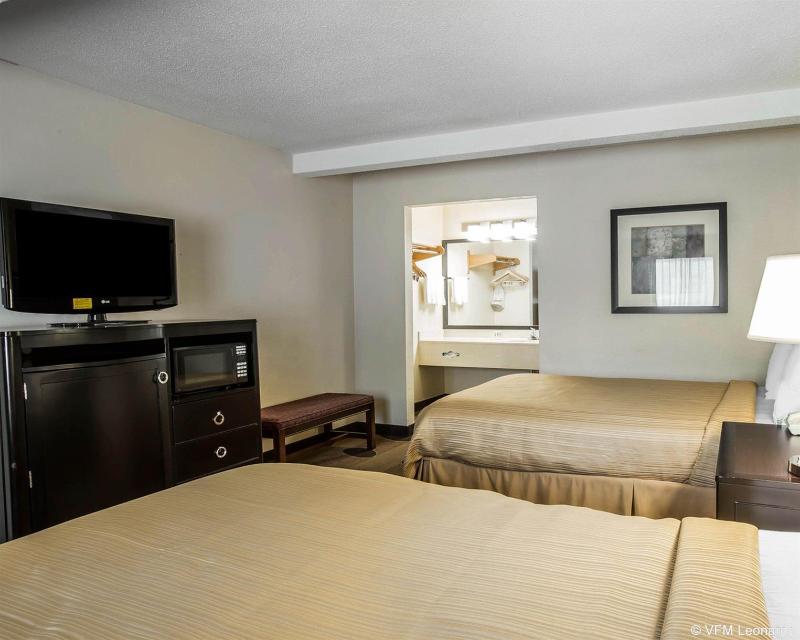 Quality Inn Greenwood Hwy 25 image