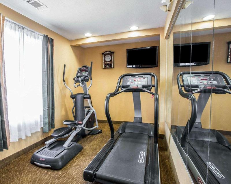 Quality Inn Greenwood Hwy 25 image