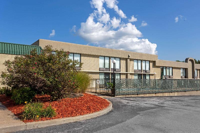 Quality Inn Harrison North image