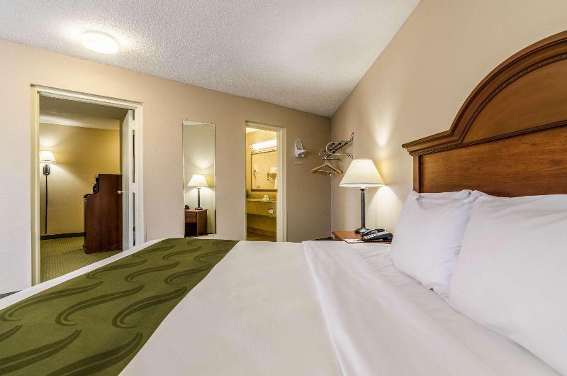 Quality Inn Harrison North image