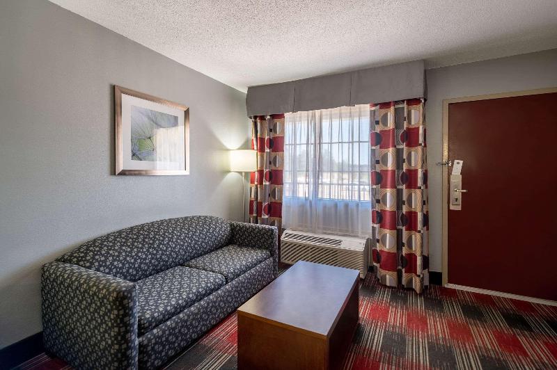 Quality Inn Near Parc Natchitoches image