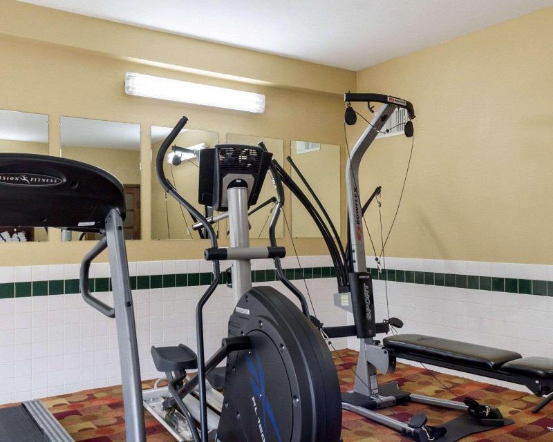 Quality Inn Brookings image