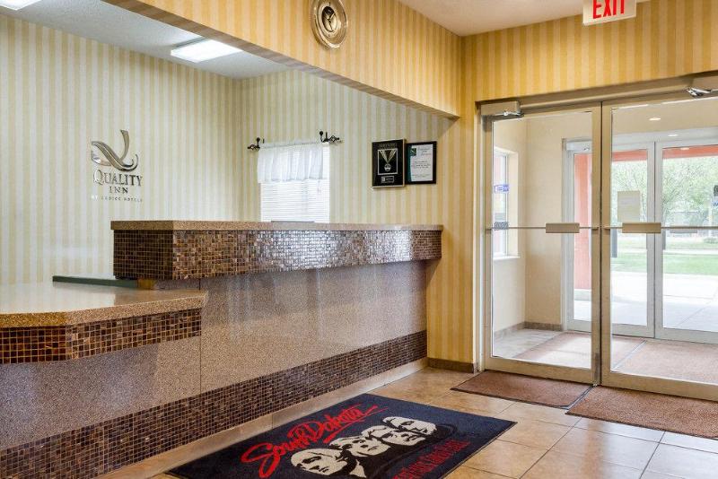 Quality Inn Brookings image