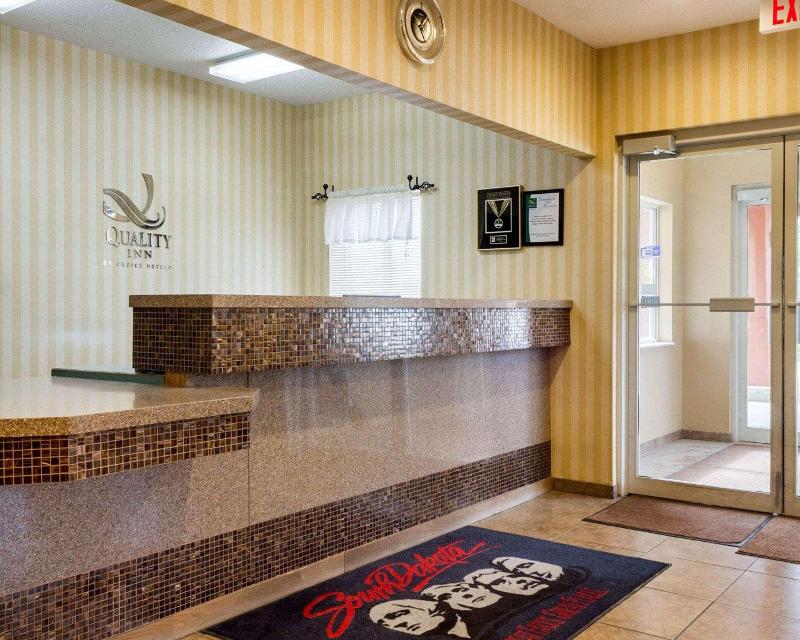 Quality Inn Brookings image