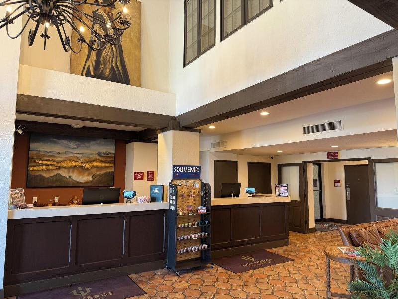 Lux Verde Hotel image
