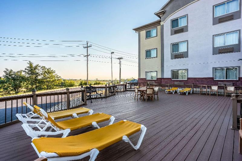 Quality Inn & Suites Mississippi River image