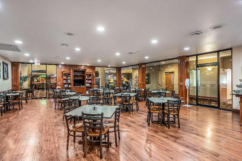 Quality Inn & Suites Mississippi River image